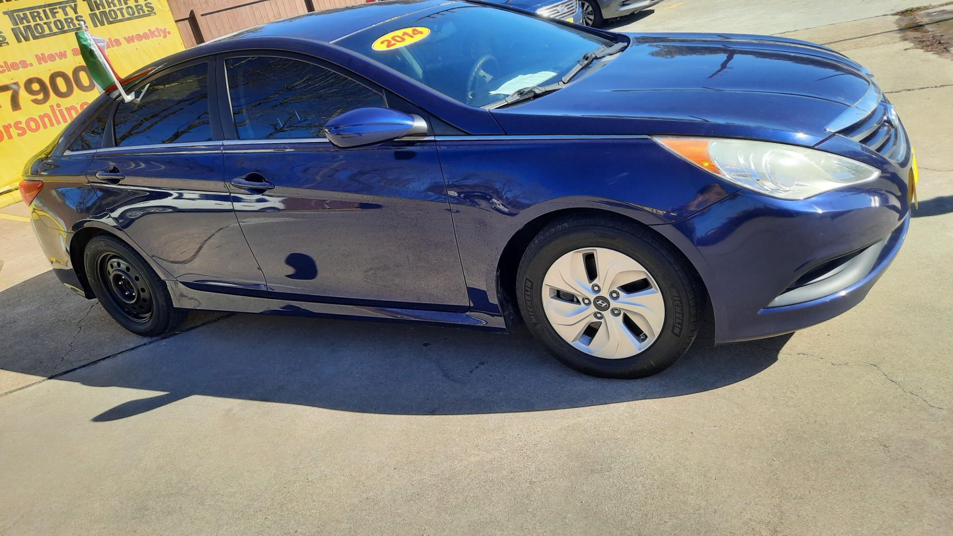 2014 Hyundai Sonata GLS (5NPEB4AC9EH) with an 2.4L L4 DOHC 16V engine, 6-Speed Automatic transmission, located at 16710 Clay Rd., Houston, TX, 77084, (281) 859-7900, 29.834864, -95.656166 - Photo#1